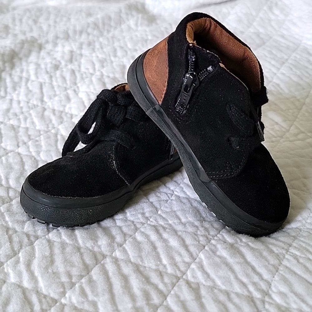 Cat & Jack toddler boys boots